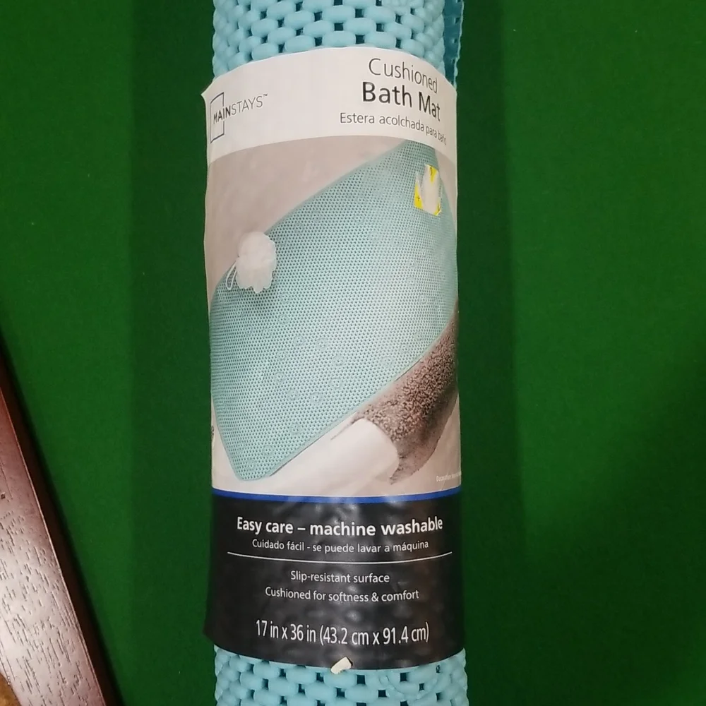 Cushioned bath mat